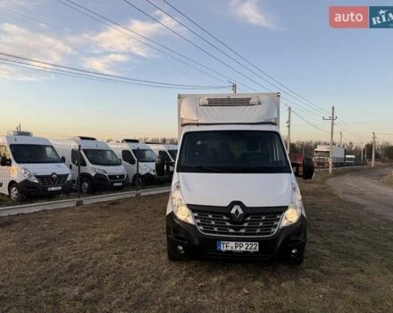 Белый Рено Мастер, объемом двигателя 2.3 л и пробегом 236 тыс. км за 21499 $, фото 1 на Automoto.ua