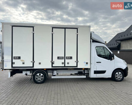 Белый Рено Мастер, объемом двигателя 2.3 л и пробегом 300 тыс. км за 20700 $, фото 52 на Automoto.ua