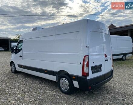 Белый Рено Мастер, объемом двигателя 2.3 л и пробегом 210 тыс. км за 18800 $, фото 4 на Automoto.ua