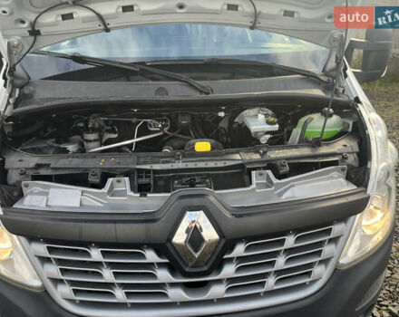 Рено Мастер 2018 в Ковель на Automoto.ua Белый Рено Мастер, объемом двигателя 2.3 л и пробегом 296 тыс. км за 18800 $, фото 11 на Automoto.ua