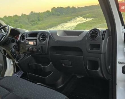 Белый Рено Мастер, объемом двигателя 2.3 л и пробегом 189 тыс. км за 19500 $, фото 29 на Automoto.ua