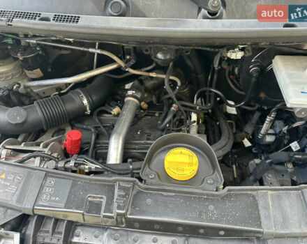 Білий Рено Мастєр, об'ємом двигуна 2.3 л та пробігом 244 тис. км за 23500 $, фото 9 на Automoto.ua