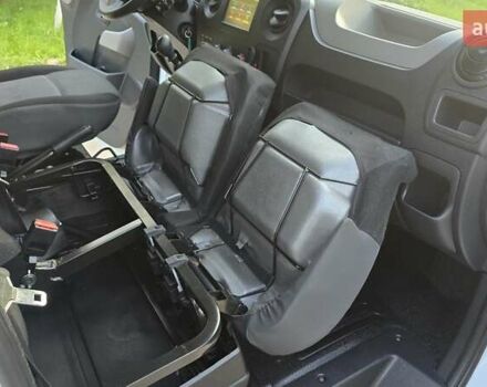 Белый Рено Мастер, объемом двигателя 2.3 л и пробегом 178 тыс. км за 21700 $, фото 29 на Automoto.ua