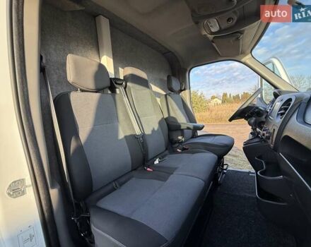 Белый Рено Мастер, объемом двигателя 2.3 л и пробегом 278 тыс. км за 21499 $, фото 31 на Automoto.ua