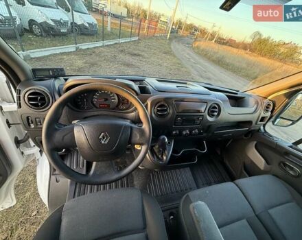 Белый Рено Мастер, объемом двигателя 2.3 л и пробегом 236 тыс. км за 21499 $, фото 24 на Automoto.ua