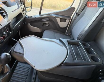 Белый Рено Мастер, объемом двигателя 2.3 л и пробегом 236 тыс. км за 21499 $, фото 29 на Automoto.ua