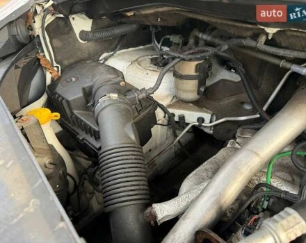 Білий Рено Мастєр, об'ємом двигуна 2.3 л та пробігом 279 тис. км за 18500 $, фото 28 на Automoto.ua