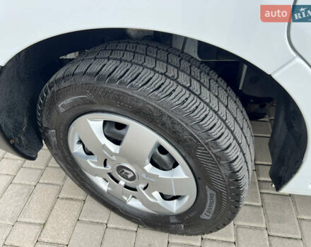 Белый Рено Мастер, объемом двигателя 2.3 л и пробегом 300 тыс. км за 20700 $, фото 45 на Automoto.ua