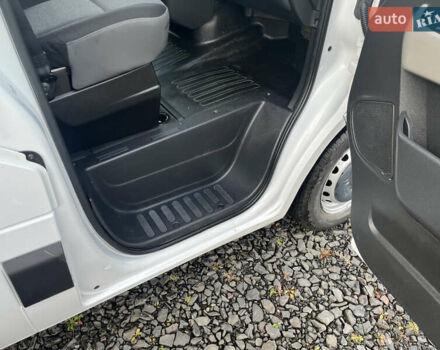 Рено Мастер 2018 в Ковель на Automoto.ua Белый Рено Мастер, объемом двигателя 2.3 л и пробегом 296 тыс. км за 18800 $, фото 21 на Automoto.ua