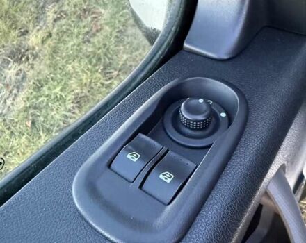 Белый Рено Мастер, объемом двигателя 2.3 л и пробегом 228 тыс. км за 20999 $, фото 35 на Automoto.ua