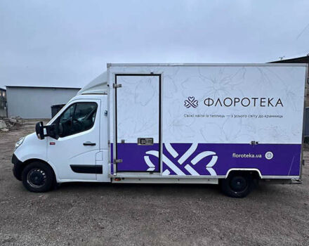 Белый Рено Мастер, объемом двигателя 2.3 л и пробегом 450 тыс. км за 26500 $, фото 6 на Automoto.ua