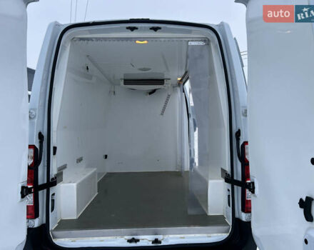 Белый Рено Мастер, объемом двигателя 2.3 л и пробегом 186 тыс. км за 17350 $, фото 16 на Automoto.ua