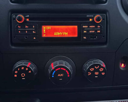 Белый Рено Мастер, объемом двигателя 2.3 л и пробегом 450 тыс. км за 26500 $, фото 26 на Automoto.ua