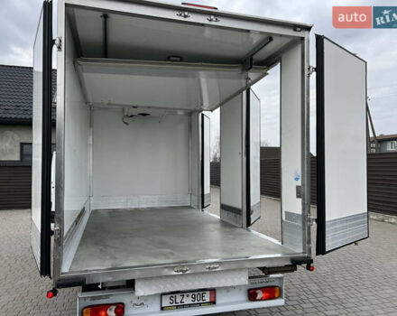 Белый Рено Мастер, объемом двигателя 2.3 л и пробегом 300 тыс. км за 20700 $, фото 25 на Automoto.ua