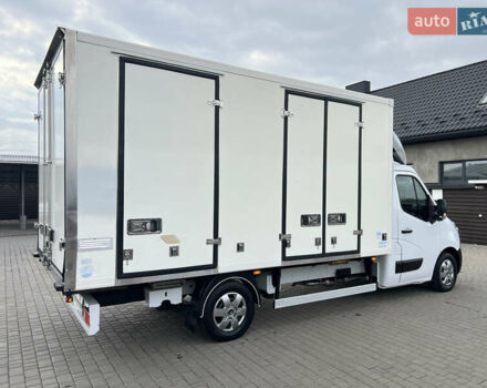 Белый Рено Мастер, объемом двигателя 2.3 л и пробегом 300 тыс. км за 20700 $, фото 53 на Automoto.ua