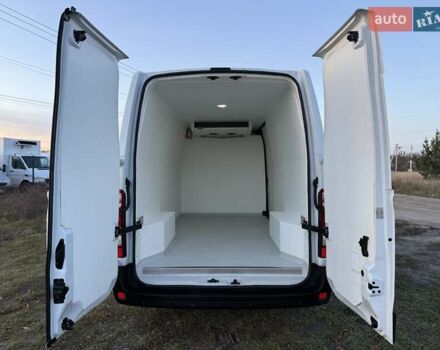 Белый Рено Мастер, объемом двигателя 2.3 л и пробегом 228 тыс. км за 20999 $, фото 17 на Automoto.ua