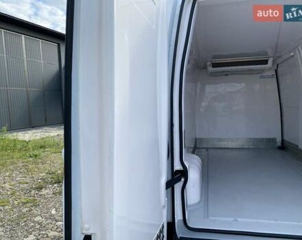 Белый Рено Мастер, объемом двигателя 2.3 л и пробегом 210 тыс. км за 18800 $, фото 26 на Automoto.ua