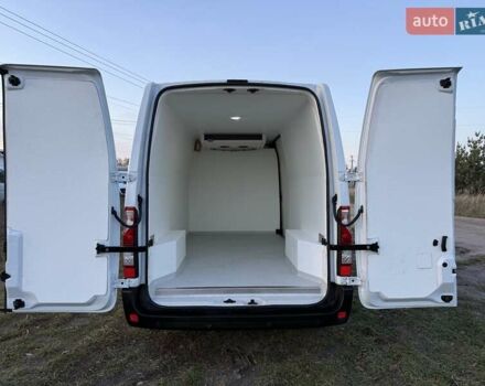 Белый Рено Мастер, объемом двигателя 2.3 л и пробегом 228 тыс. км за 20999 $, фото 18 на Automoto.ua