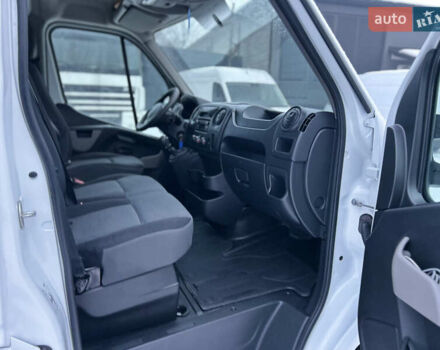 Белый Рено Мастер, объемом двигателя 2.3 л и пробегом 186 тыс. км за 17350 $, фото 29 на Automoto.ua