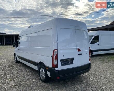 Белый Рено Мастер, объемом двигателя 2.3 л и пробегом 210 тыс. км за 18800 $, фото 5 на Automoto.ua