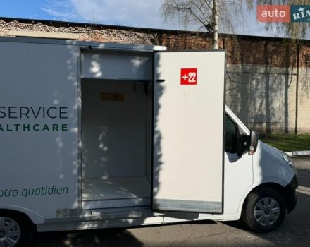 Белый Рено Мастер, объемом двигателя 2.3 л и пробегом 333 тыс. км за 18100 $, фото 18 на Automoto.ua
