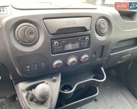 Белый Рено Мастер, объемом двигателя 2.3 л и пробегом 187 тыс. км за 17350 $, фото 42 на Automoto.ua
