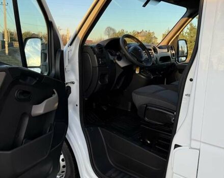 Белый Рено Мастер, объемом двигателя 2.3 л и пробегом 236 тыс. км за 21499 $, фото 25 на Automoto.ua