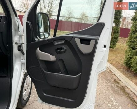 Белый Рено Мастер, объемом двигателя 2.3 л и пробегом 172 тыс. км за 18300 $, фото 45 на Automoto.ua