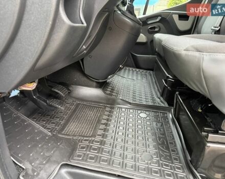 Белый Рено Мастер, объемом двигателя 2.3 л и пробегом 172 тыс. км за 18300 $, фото 33 на Automoto.ua