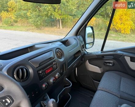 Білий Рено Мастєр, об'ємом двигуна 2.3 л та пробігом 258 тис. км за 18800 $, фото 72 на Automoto.ua