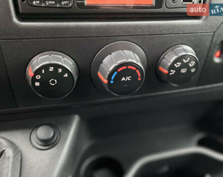 Білий Рено Мастєр, об'ємом двигуна 2.3 л та пробігом 186 тис. км за 17350 $, фото 39 на Automoto.ua