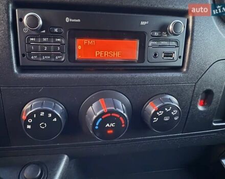 Белый Рено Мастер, объемом двигателя 2.3 л и пробегом 228 тыс. км за 20999 $, фото 30 на Automoto.ua