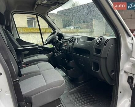 Белый Рено Мастер, объемом двигателя 2.3 л и пробегом 179 тыс. км за 21500 $, фото 31 на Automoto.ua