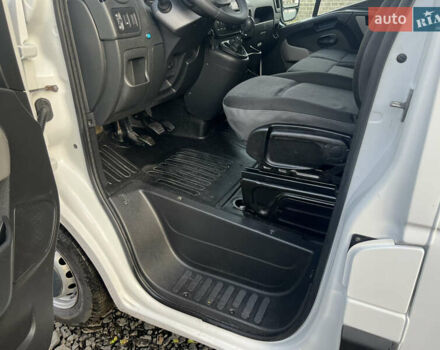 Рено Мастер 2018 в Ковель на Automoto.ua Белый Рено Мастер, объемом двигателя 2.3 л и пробегом 296 тыс. км за 18800 $, фото 23 на Automoto.ua