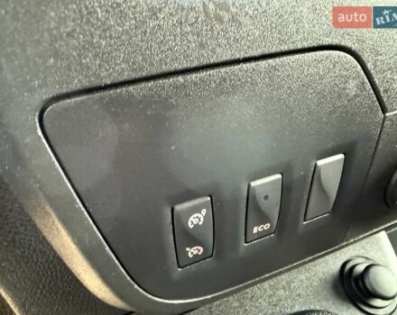 Белый Рено Мастер, объемом двигателя 2.3 л и пробегом 278 тыс. км за 21499 $, фото 40 на Automoto.ua