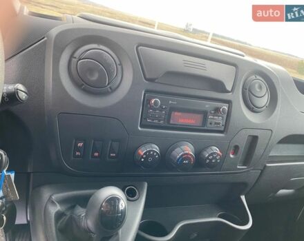 Білий Рено Мастєр, об'ємом двигуна 2.3 л та пробігом 160 тис. км за 18500 $, фото 18 на Automoto.ua