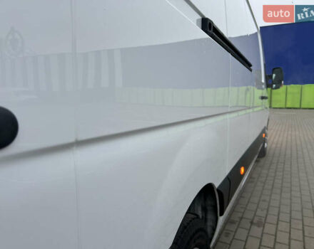 Белый Рено Мастер, объемом двигателя 2.3 л и пробегом 260 тыс. км за 19500 $, фото 55 на Automoto.ua