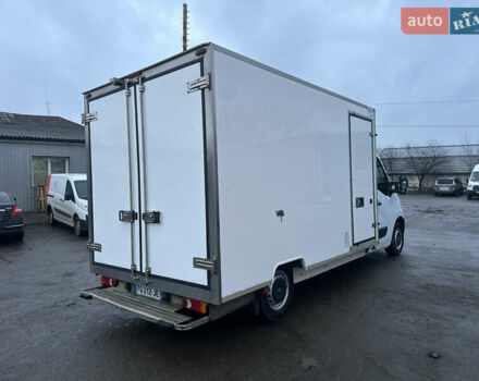 Белый Рено Мастер, объемом двигателя 2.3 л и пробегом 239 тыс. км за 21900 $, фото 5 на Automoto.ua