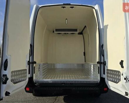 Білий Рено Мастєр, об'ємом двигуна 2.3 л та пробігом 178 тис. км за 19500 $, фото 11 на Automoto.ua