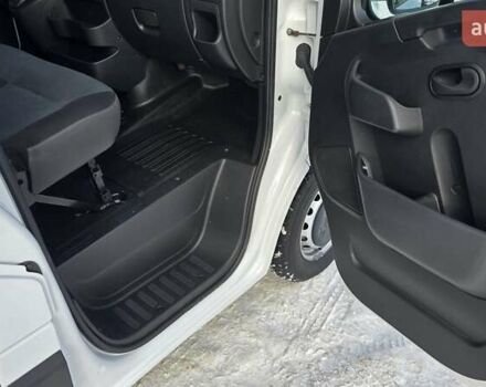 Білий Рено Мастєр, об'ємом двигуна 2.3 л та пробігом 171 тис. км за 19500 $, фото 21 на Automoto.ua