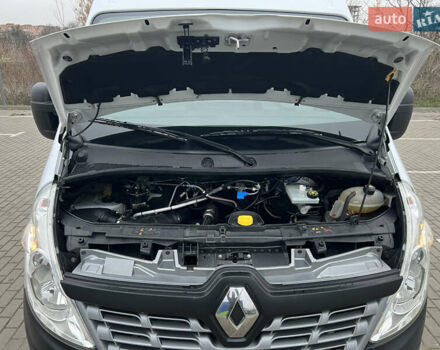 Белый Рено Мастер, объемом двигателя 2.3 л и пробегом 260 тыс. км за 19500 $, фото 44 на Automoto.ua