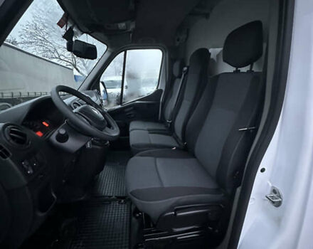 Белый Рено Мастер, объемом двигателя 2.3 л и пробегом 239 тыс. км за 21900 $, фото 11 на Automoto.ua