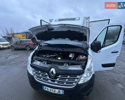 Белый Рено Мастер, объемом двигателя 2.3 л и пробегом 239 тыс. км за 21900 $, фото 19 на Automoto.ua