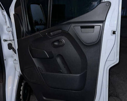 Білий Рено Мастєр, об'ємом двигуна 2.3 л та пробігом 556 тис. км за 25500 $, фото 17 на Automoto.ua