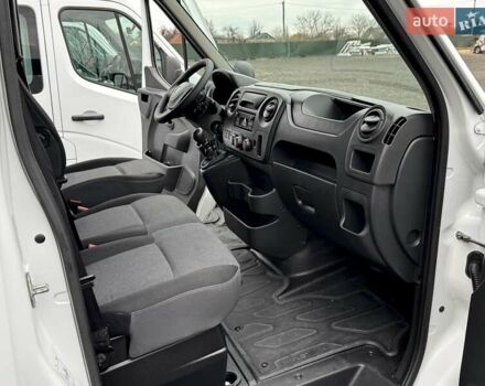 Белый Рено Мастер, объемом двигателя 2.3 л и пробегом 210 тыс. км за 18500 $, фото 23 на Automoto.ua