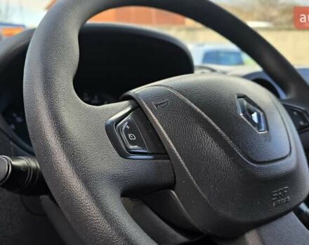 Белый Рено Мастер, объемом двигателя 2.3 л и пробегом 178 тыс. км за 19500 $, фото 18 на Automoto.ua