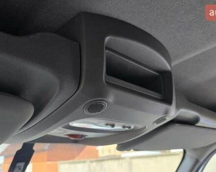 Белый Рено Мастер, объемом двигателя 2.3 л и пробегом 178 тыс. км за 19500 $, фото 21 на Automoto.ua