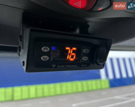 Белый Рено Мастер, объемом двигателя 2.3 л и пробегом 260 тыс. км за 19500 $, фото 42 на Automoto.ua