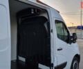 Белый Рено Мастер, объемом двигателя 2.3 л и пробегом 172 тыс. км за 18700 $, фото 2 на Automoto.ua