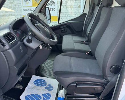 Белый Рено Мастер, объемом двигателя 0 л и пробегом 209 тыс. км за 21500 $, фото 11 на Automoto.ua